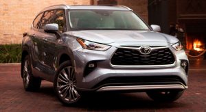 Какой кроссовер Toyota выбрать?